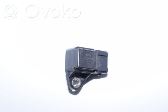 BMW 5 E39 Air pressure sensor 2246977