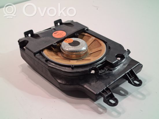 BMW 7 E65 E66 Subwoofer speaker 65136907651