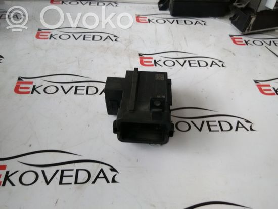 Audi A4 S4 B8 8K Ignition lock 8K0909131