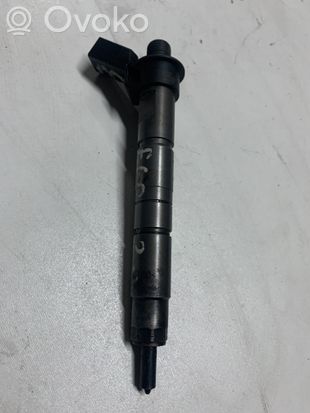 BMW 1 E81 E87 Fuel injector 779787705