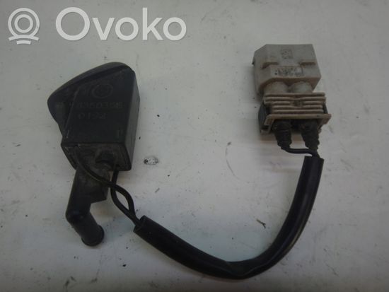 BMW 3 E36 Windshield washer spray nozzle 8350356