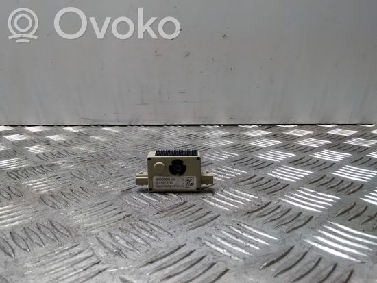 BMW 5 E60 E61 Aerial antenna amplifier 699009004