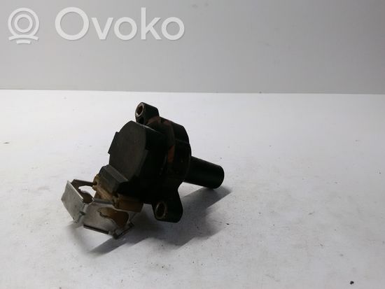BMW 5 E39 High voltage ignition coil 1748018 11859