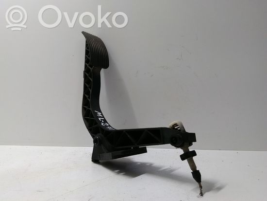 Mercedes-Benz ML W163 Accelerator throttle pedal A1633000704