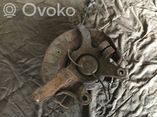 Mercedes-Benz Vito Viano W638 Front wheel hub spindle knuckle