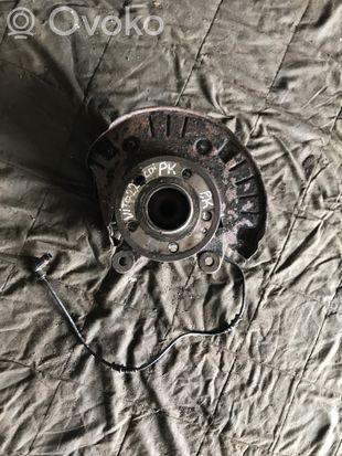 Mercedes-Benz Vito Viano W638 Front wheel hub spindle knuckle