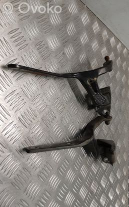 Mercedes-Benz E W211 Tailgate/trunk/boot hinge