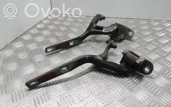 Mercedes-Benz E W211 Tailgate/trunk/boot hinge