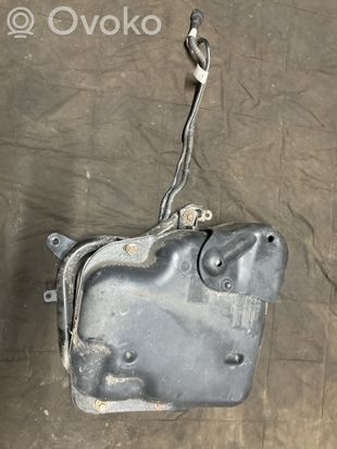 Audi A4 S4 B8 8K AdBlue liquid reservoir 8K0131878 8K0131331A 8K0131087G