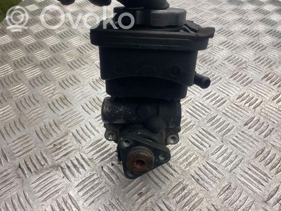 BMW 5 E39 Power steering pump 7691974518 1095749