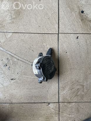Mercedes-Benz E W211 Vacuum pump