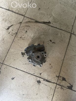 Audi A4 S4 B6 8E 8H Power steering pump