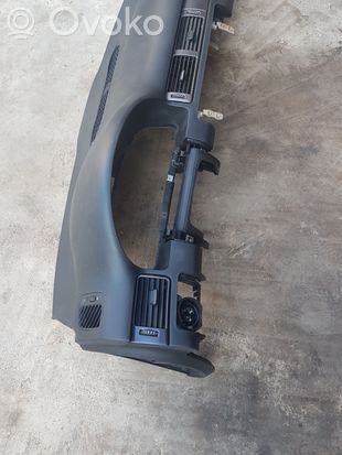 Audi A6 S6 C5 4B Dashboard
