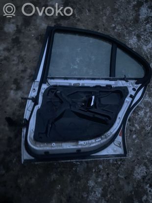 BMW 5 E39 Rear door