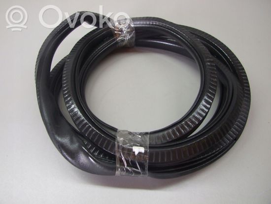 Audi A8 S8 D3 4E Front door rubber seal 4E0831721E