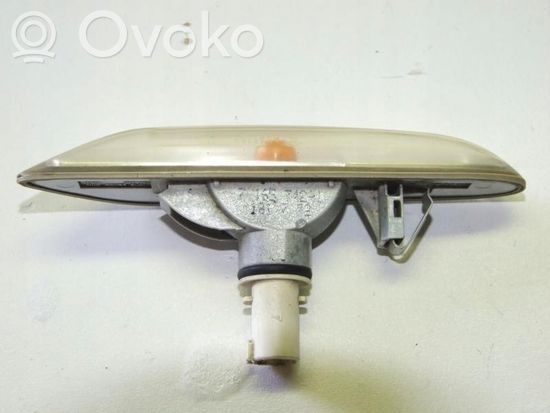 BMW 5 E60 E61 Front fender indicator light 7165742