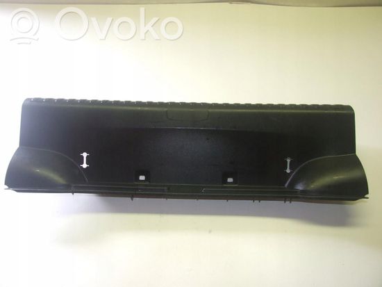 BMW 1 E81 E87 Trunk/boot sill cover protection 71233359