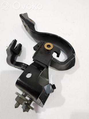 Audi A6 S6 C6 4F Tailgate/trunk/boot hinge 4F9827300D