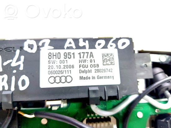 Audi A4 S4 B7 8E 8H Front seat light 8H0951177A
