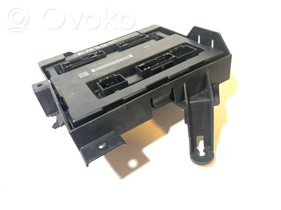 Audi A4 S4 B8 8K Comfort/convenience module 8K0907064N 8K0907461A