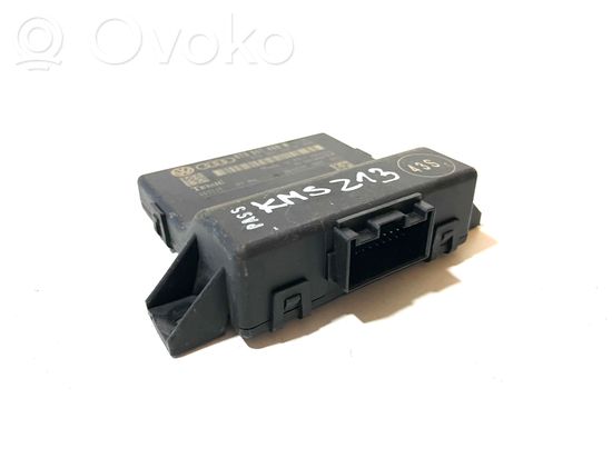 Audi A4 S4 B8 8K Gateway control module 8T0907468M