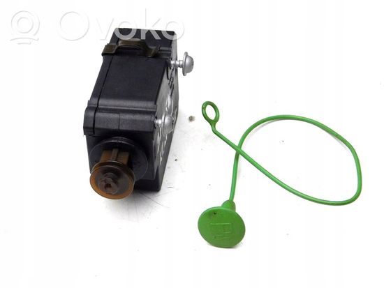 BMW 3 E46 Fuel tank cap lock 8372240