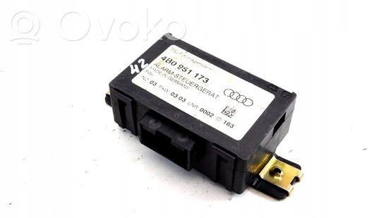 Audi A4 S4 B5 8D Alarm control unit/module 4B0951173
