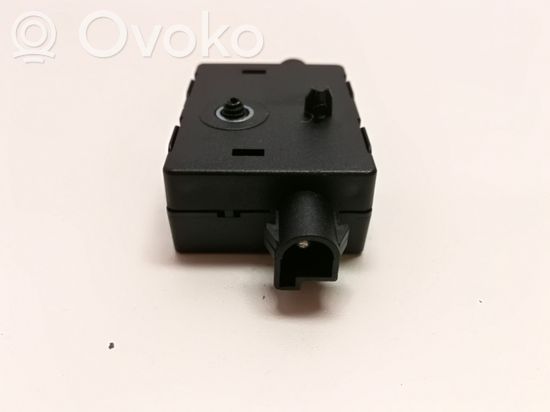 BMW X3 F25 Aerial antenna amplifier 9181453