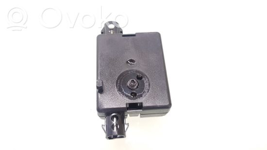 BMW 3 F30 F31 F80 Aerial antenna amplifier 108594