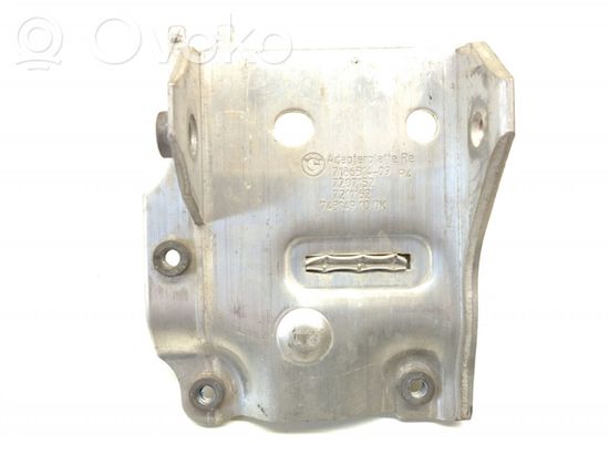 BMW 5 F10 F11 Radiator mount bracket 7186514