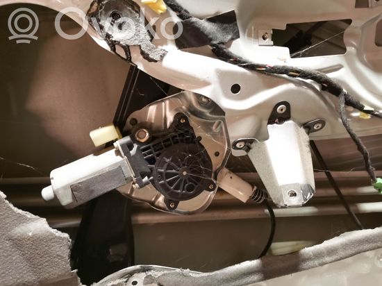 BMW Z4 E85 E86 Front door