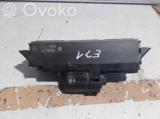 BMW 8 E31 Climate control unit 1392178