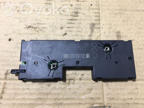 BMW 3 E90 E91 Aerial antenna amplifier 6934846