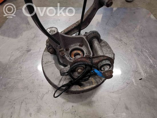 BMW 6 E63 E64 Rear wheel hub spindle/knuckle 33326763120