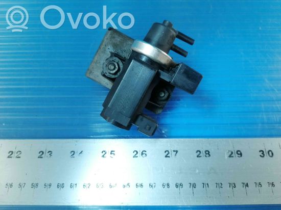 BMW 3 E90 E91 EGR valve cooler 72279600 2247906