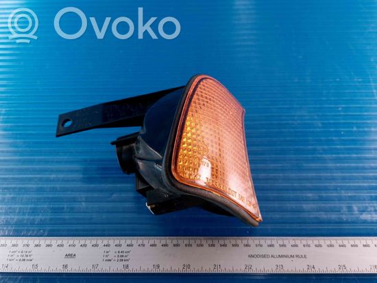 BMW 5 E34 Front indicator light 183269B