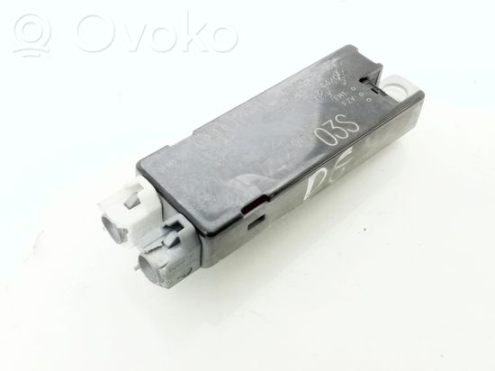 Audi A6 S6 C6 4F Aerial antenna amplifier 4F9035225A 075387