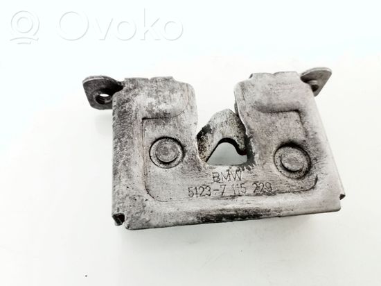 BMW 3 E90 E91 Engine bonnet/hood lock/catch 7115229 51237115229
