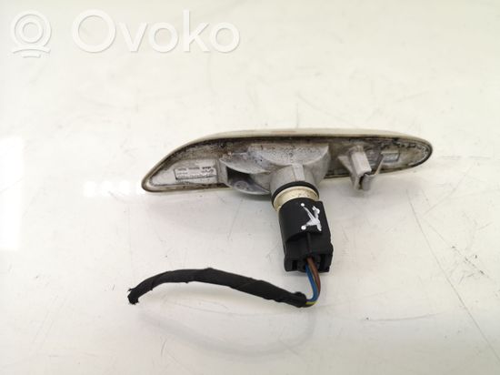 BMW 5 E60 E61 Front fender indicator light 6923919 68239193
