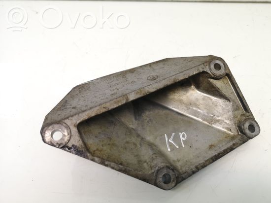 BMW 5 E60 E61 Engine mounting bracket 6761111 2211676111101