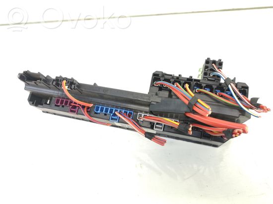 BMW 5 E60 E61 Fuse module 6932452 693245201 8373700