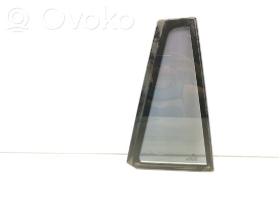 BMW 3 E46 Rear vent window glass