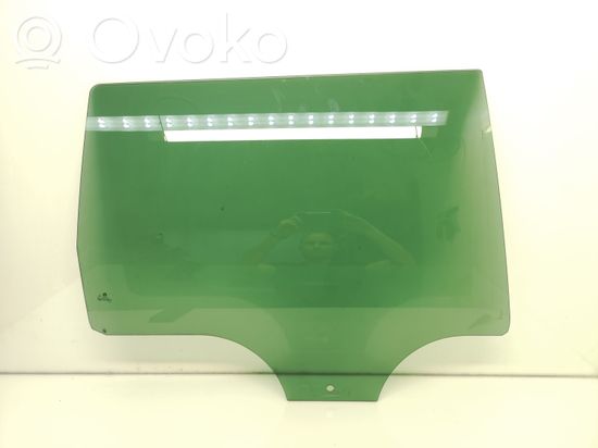 Volkswagen PASSAT B5.5 Rear door window glass