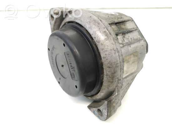 BMW 1 E81 E87 Engine mount bracket 13981112