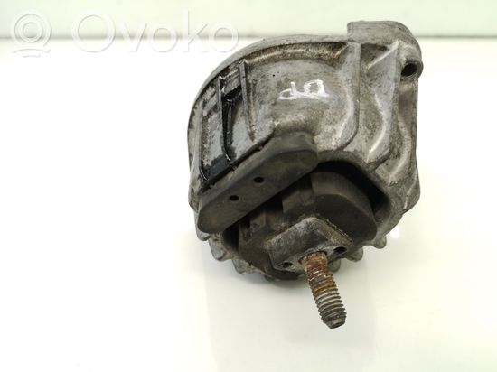 BMW 1 E81 E87 Engine mount bracket 13981112
