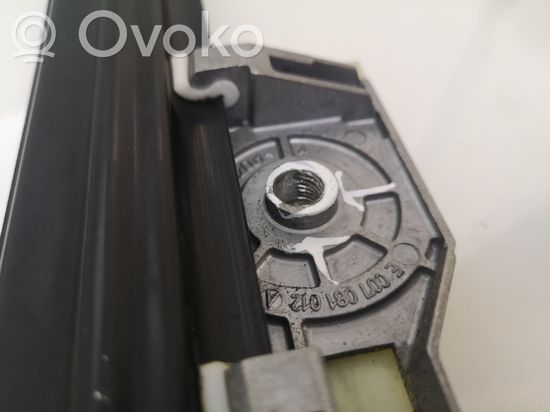 BMW 1 E81 E87 Front door window regulator with motor