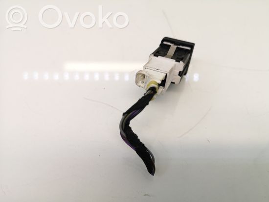Volkswagen Golf V ESP (stability program) switch 1K0927117C
