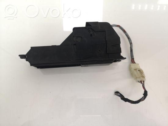 Audi A4 S4 B6 8E 8H Cigarette lighter front 8E0863284E
