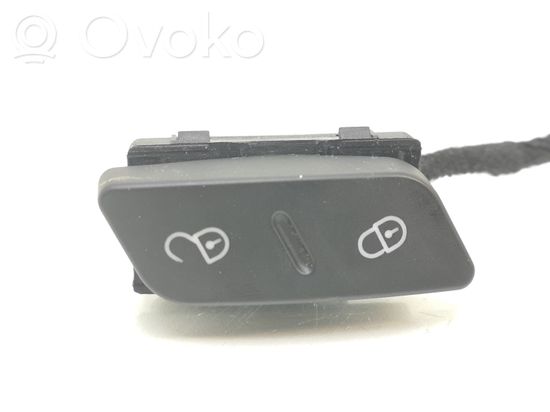 Volkswagen Golf V Central locking switch button 1K0962125B