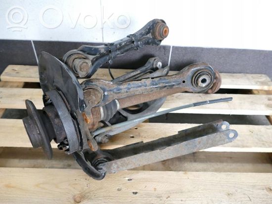 BMW 1 E82 E88 Rear wheel hub spindle/knuckle